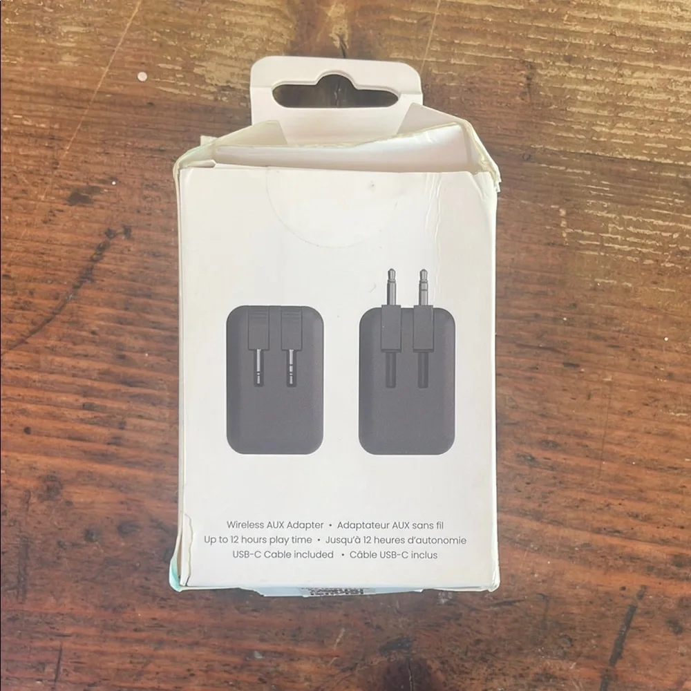 Studio FLYG Wireless AUX Adapter - Black